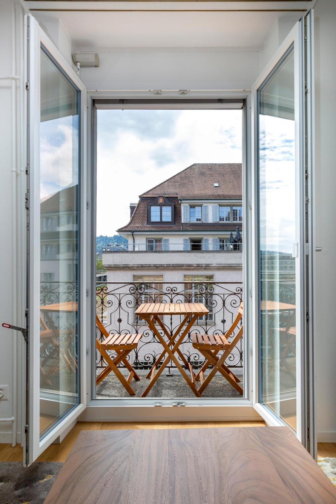 Appartamento Kaya 4a - Downtown 2br With Balcony Zurigo